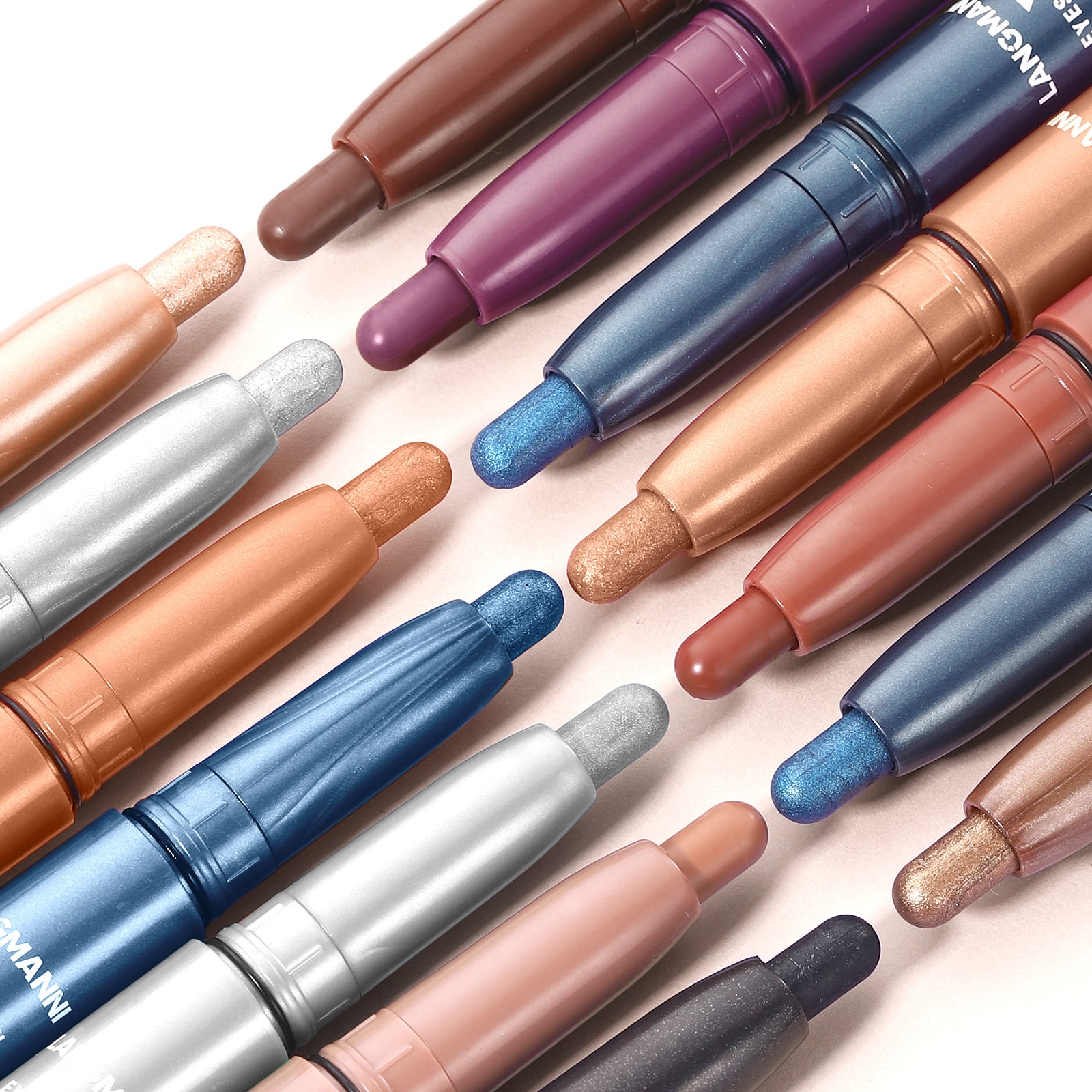Single Eyeshadow Stick With Pearl And Matte Multi-color Blending Eyeshadow Pen